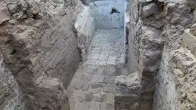 Mısır'da 3600 Yıllık Savaşçı Kral Mezarı Bulundu