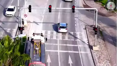 Bodrum'da Drone ile Trafik Denetimi: 14 Sürücüye Ceza