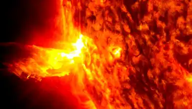 Güneş'te Devasa Ateş Kanyonu! NASA Kaydetti