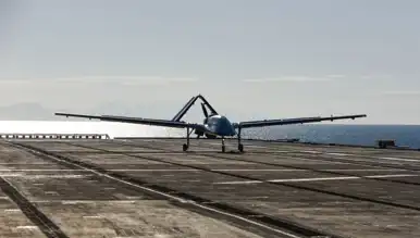 Yeni Nesil İHA, Gemiye İniş Kalkışını Başardı